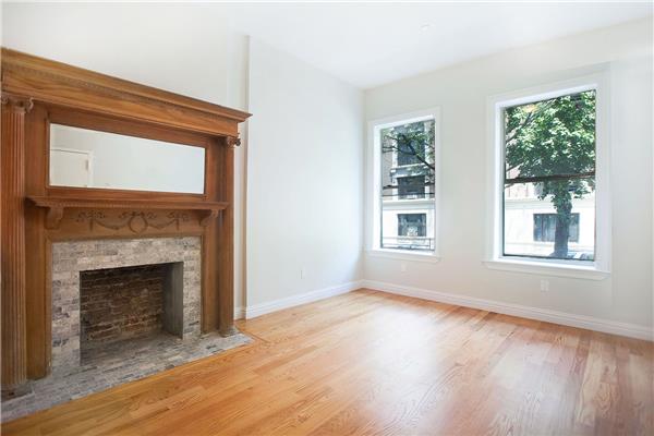 Primary Photo - 558 W 162nd St
