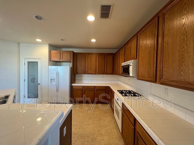 Building Photo - 17444 Ferndale St