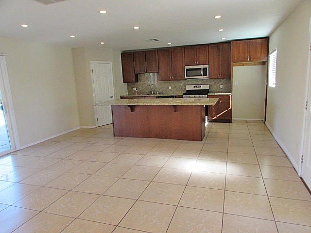 Photo - Open concept 4 bedroom 2 bath beauty in South Redlands! House