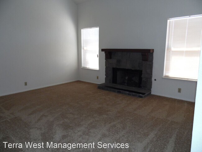 Building Photo - 2 br, 2.5 bath House - 4004 Grasmere Ave.