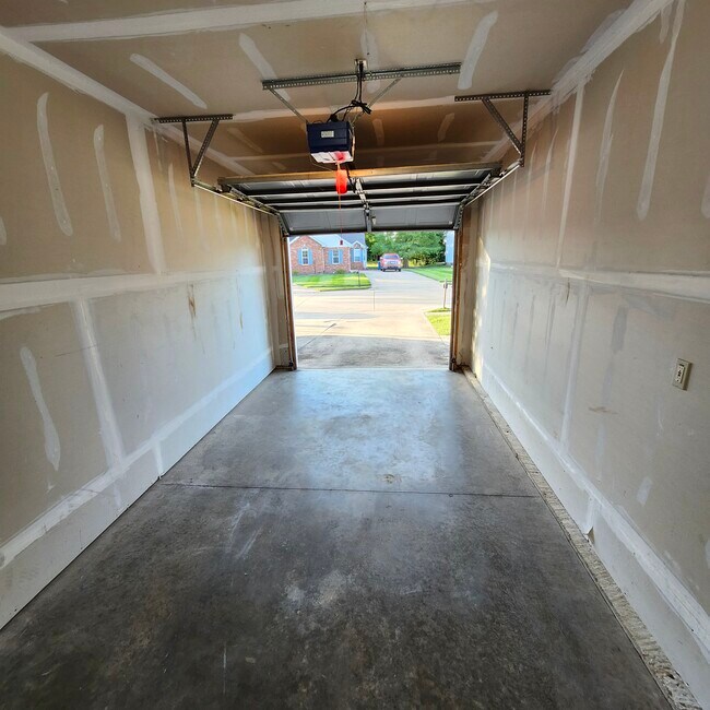 Building Photo - 156 Northbay Ct