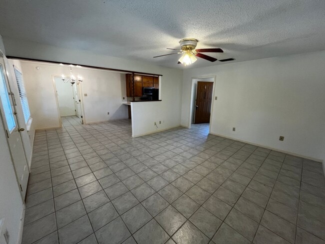 Building Photo - 209 Moonlight Trail