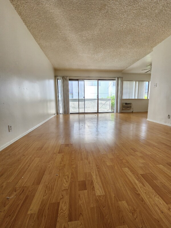 Foto del edificio - 1538 N Detroit St