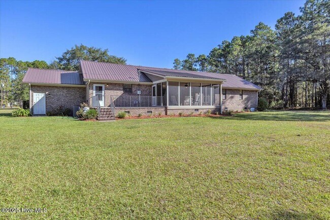Foto del edificio - 7071 Old Oak Rd NW