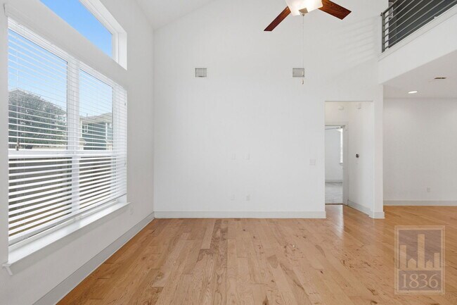 Foto del edificio - 5901 Rubicon Run