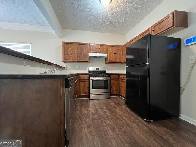 Building Photo - 5610 Hampton Ct