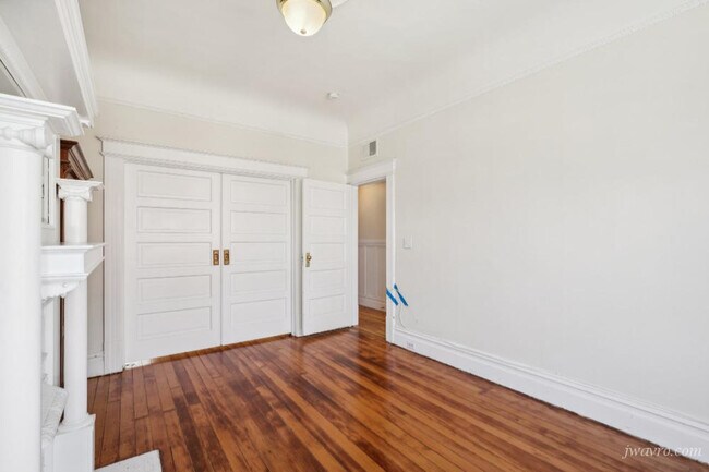 Foto del edificio - 1749 Greenwich St