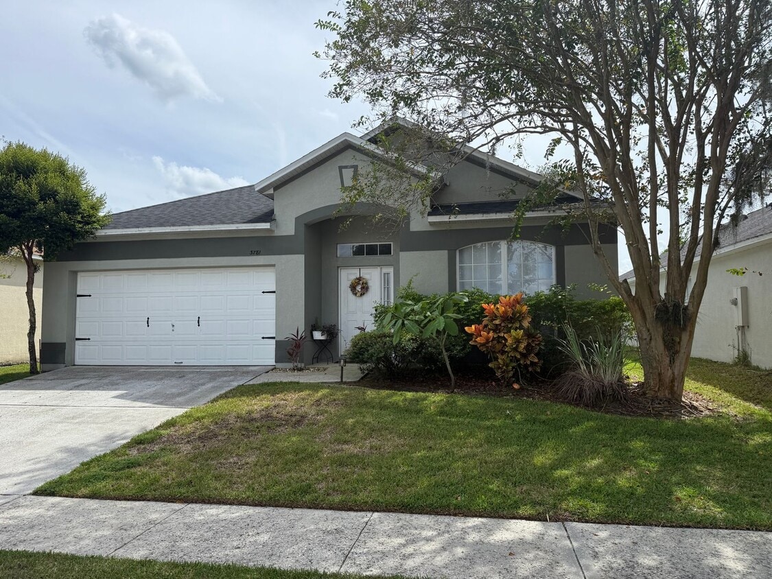 Welcome to Tanner Crossings. Luxury Livin... - Welcome to Tanner Crossings.  Luxury Livin...