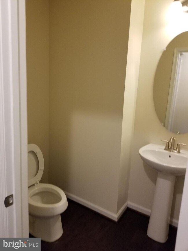 Foto del edificio - 7220 Albion Way