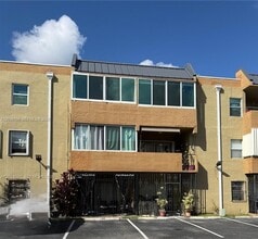 Building Photo - 6070 W 18th Ave