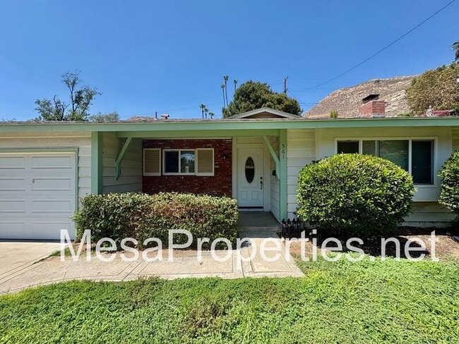 Building Photo - 561 Spruce St