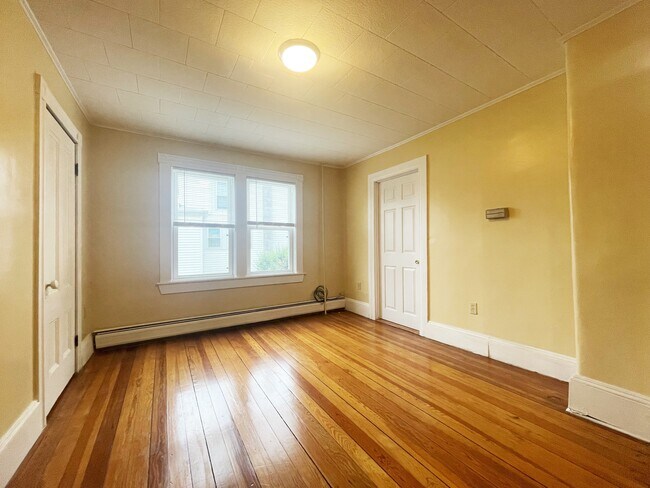 Foto del edificio - 1834 River St