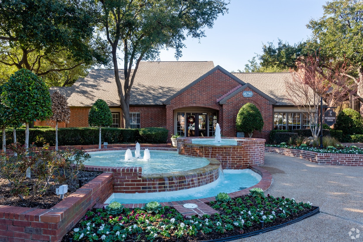 Preston Bend Apartments in Dallas, TX