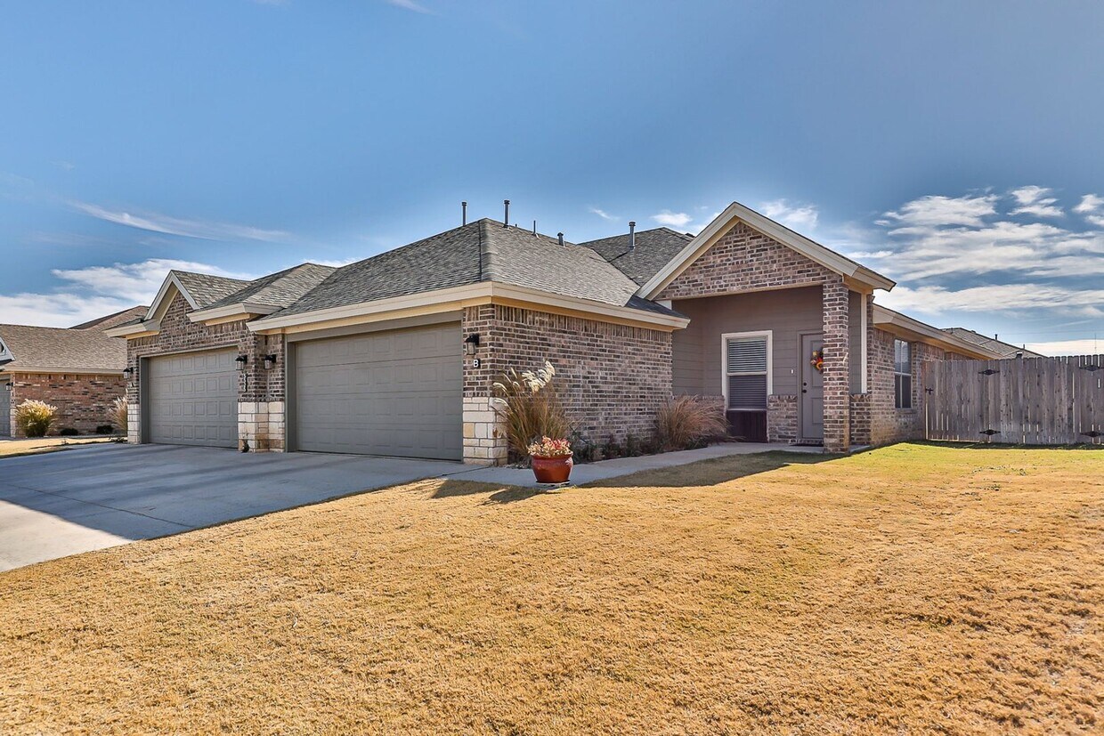 Foto principal - MM 5517 121st Street