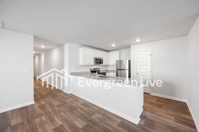 Building Photo - 1310 Willow Oaks Wy