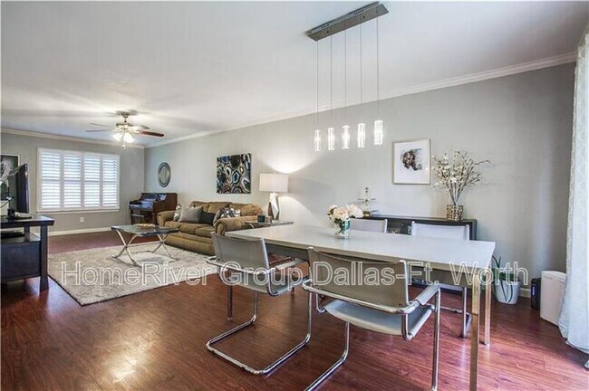Foto del edificio - 739 Loganwood Ave