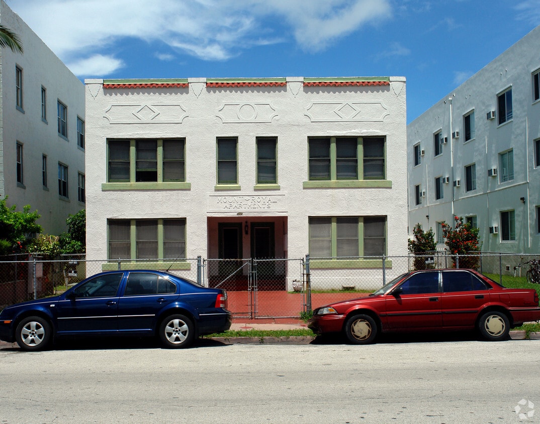 Primary Photo - 810 Euclid Ave