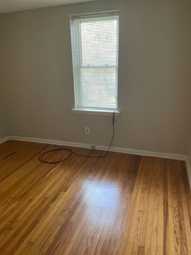 Foto del edificio - 632 N 32nd St