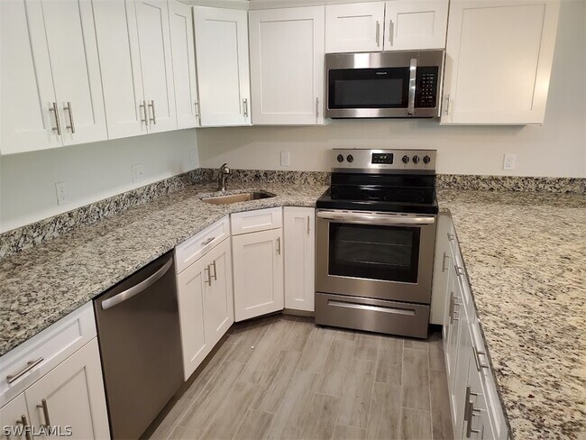 Foto del edificio - 4738 13th St SW