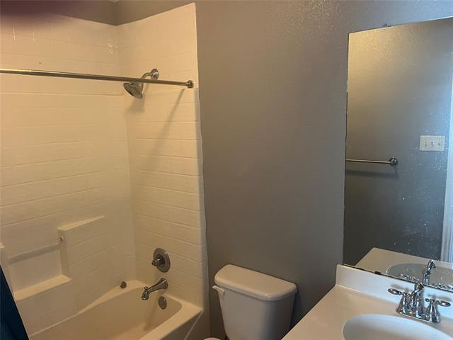 Foto del edificio - 213 S Magnolia St