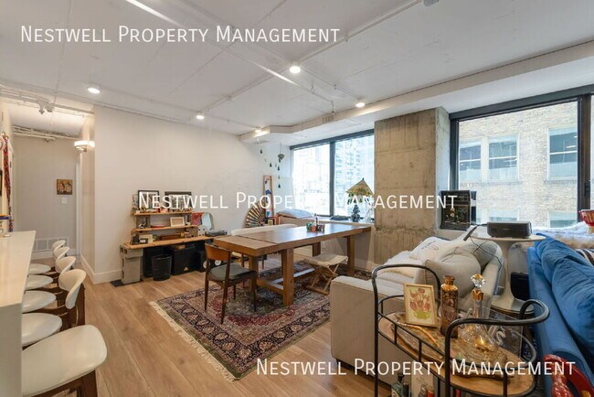 Foto del edificio - 44 W Broadway