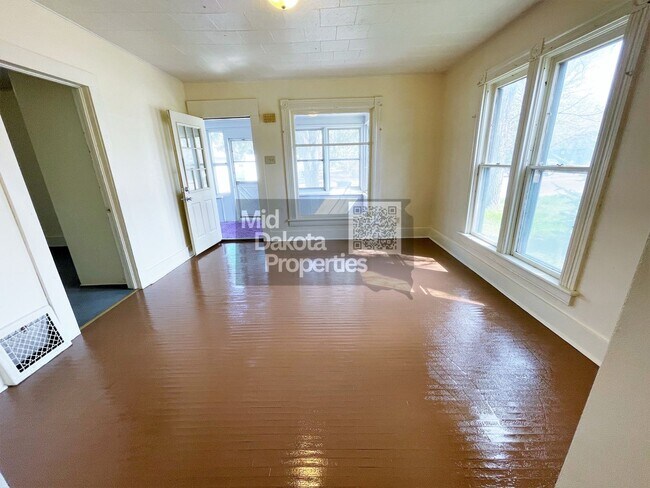 Foto del edificio - 509 E 1st Ave