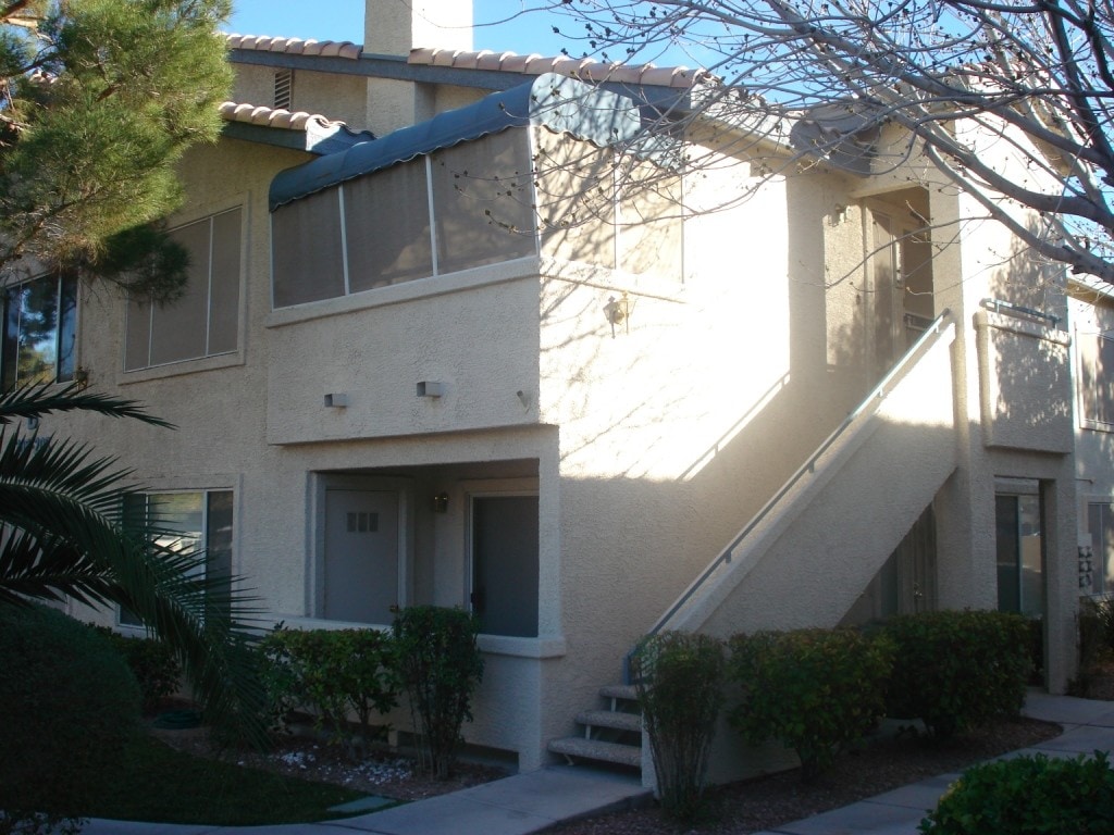 Primary Photo - 3425 E Russell Rd
