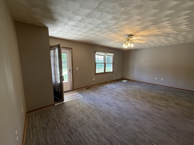 Building Photo - 272 Jackson St