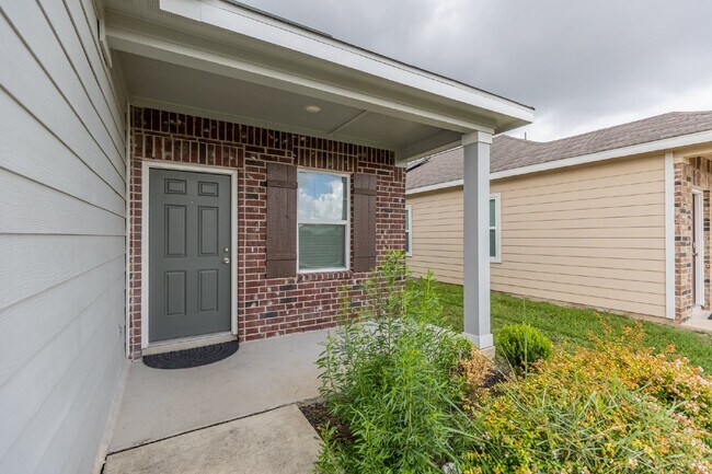 Building Photo - 5814 Gulf Meadow