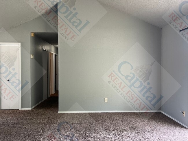 Building Photo - Home Sweet Home