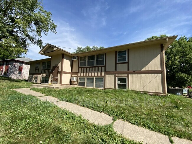 Building Photo - 4210 Knob Hill Dr