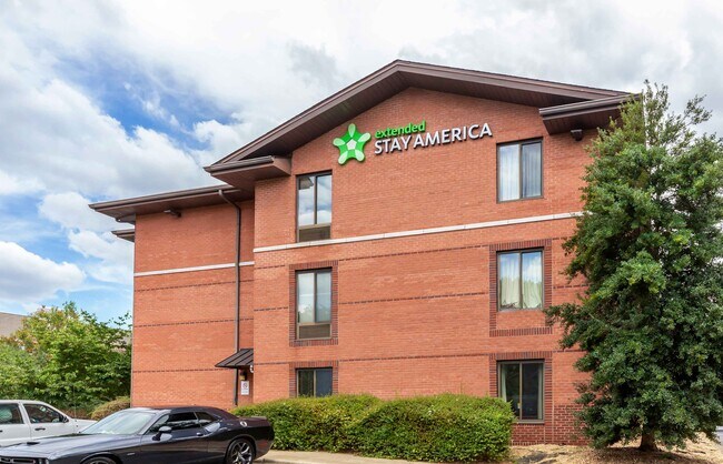 Foto del edificio - Furnished Studio-Raleigh - Cary - Regency ...