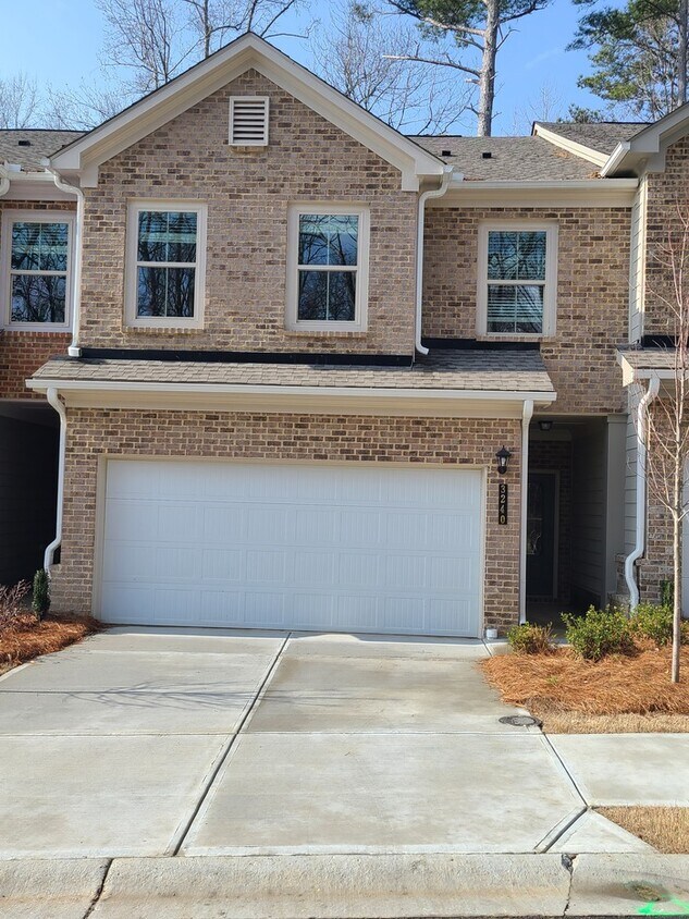 Primary Photo - TOWNHOME FOR RENT!!