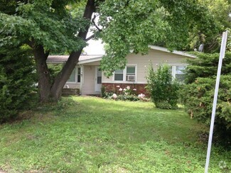 Building Photo - 316 S Crestview Ln