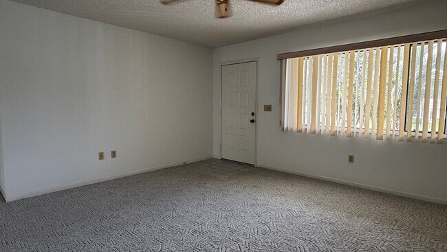 Foto del edificio - 8449 SW 106th Pl