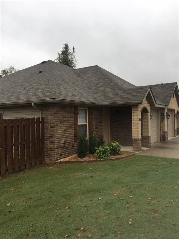 Foto del edificio - 883 Meadowlands Dr