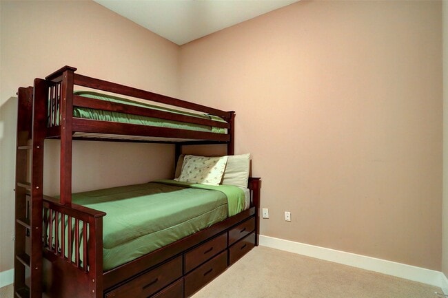 Foto del edificio - 500 Seawall Blvd