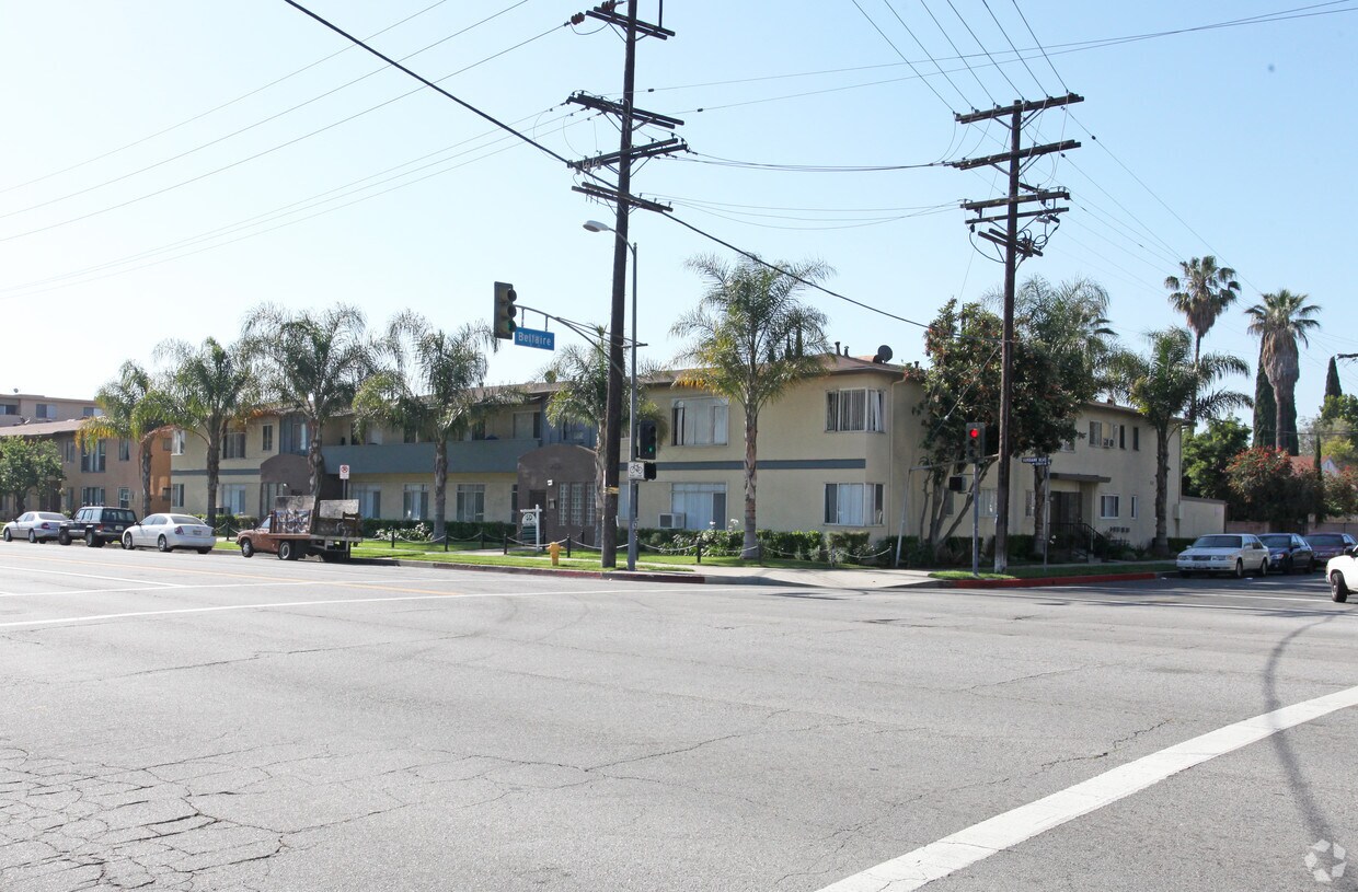 Primary Photo - 12656 Burbank Blvd