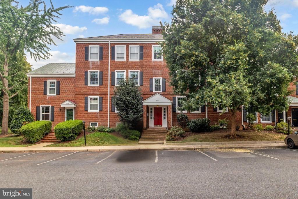 Foto principal - 2971 S Columbus St