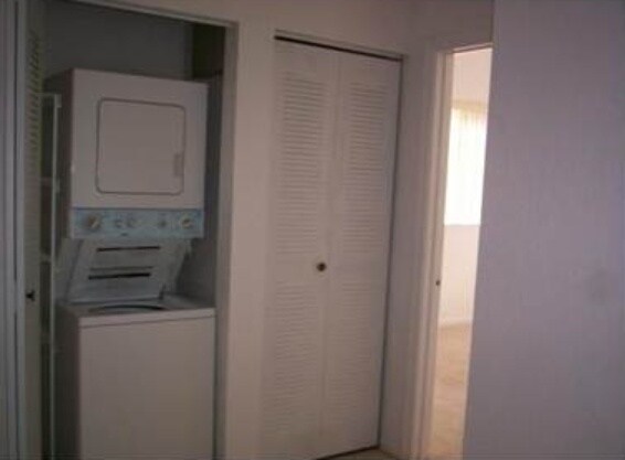 Lavandería dentro del apartamento - The Gardens at Stirling