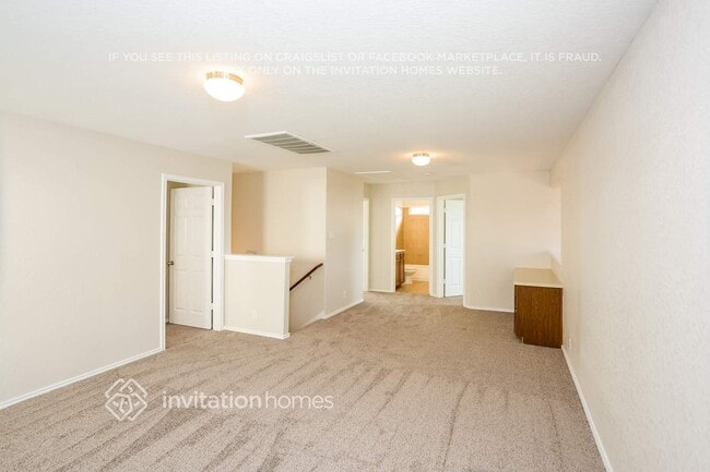 Foto del edificio - 114 Finch Knoll