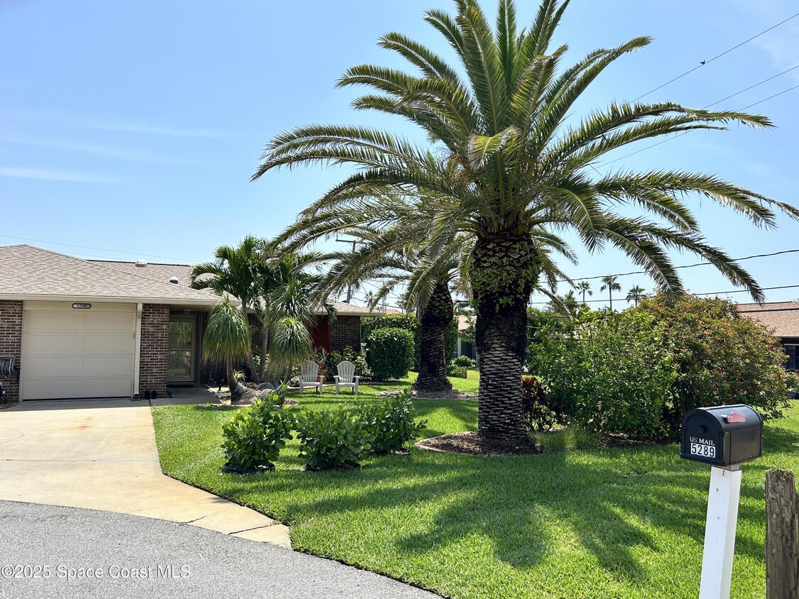 Foto principal - 5289 Palm Dr