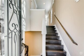 Building Photo - 12213 Terraza Cir