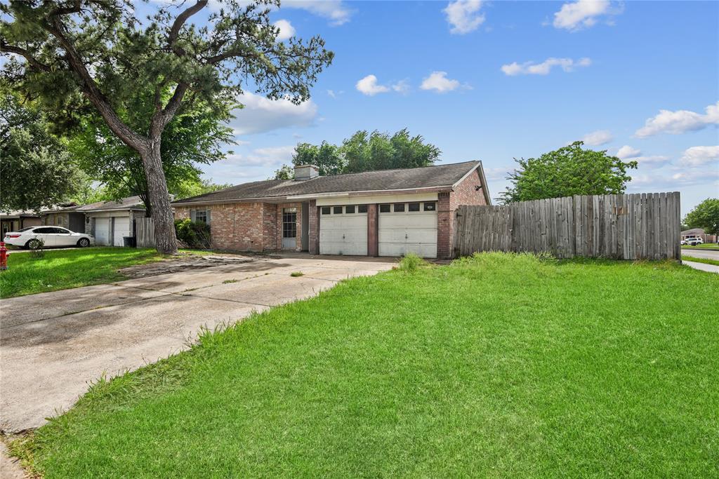 827 Deercrest St, Channelview, TX 77530 House Rental in Channelview
