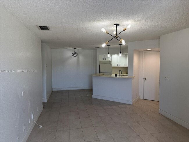 Building Photo - 3330 Pinewalk Dr N