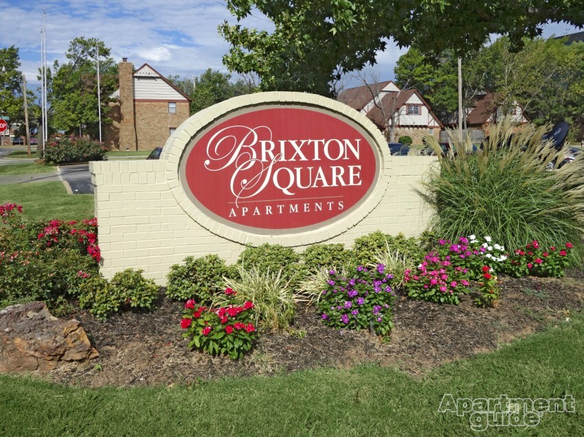 Foto principal - 4747 S Darlington Ave