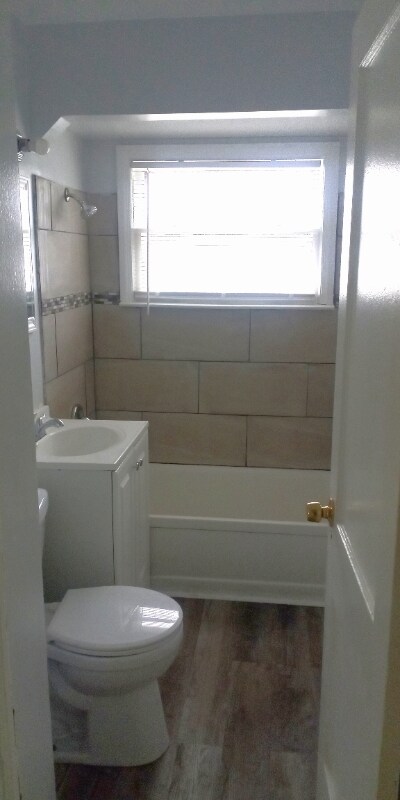 Foto del edificio - 7336 Chatham