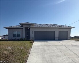 Building Photo - 409 Tropicana Pkwy E