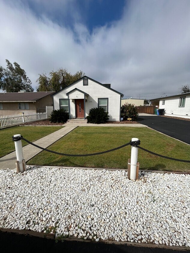 Foto principal - New New New 2 bedroom house in Northwest H...