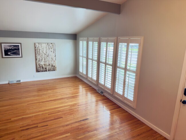 Foto del edificio - 2874 S Willow Ct